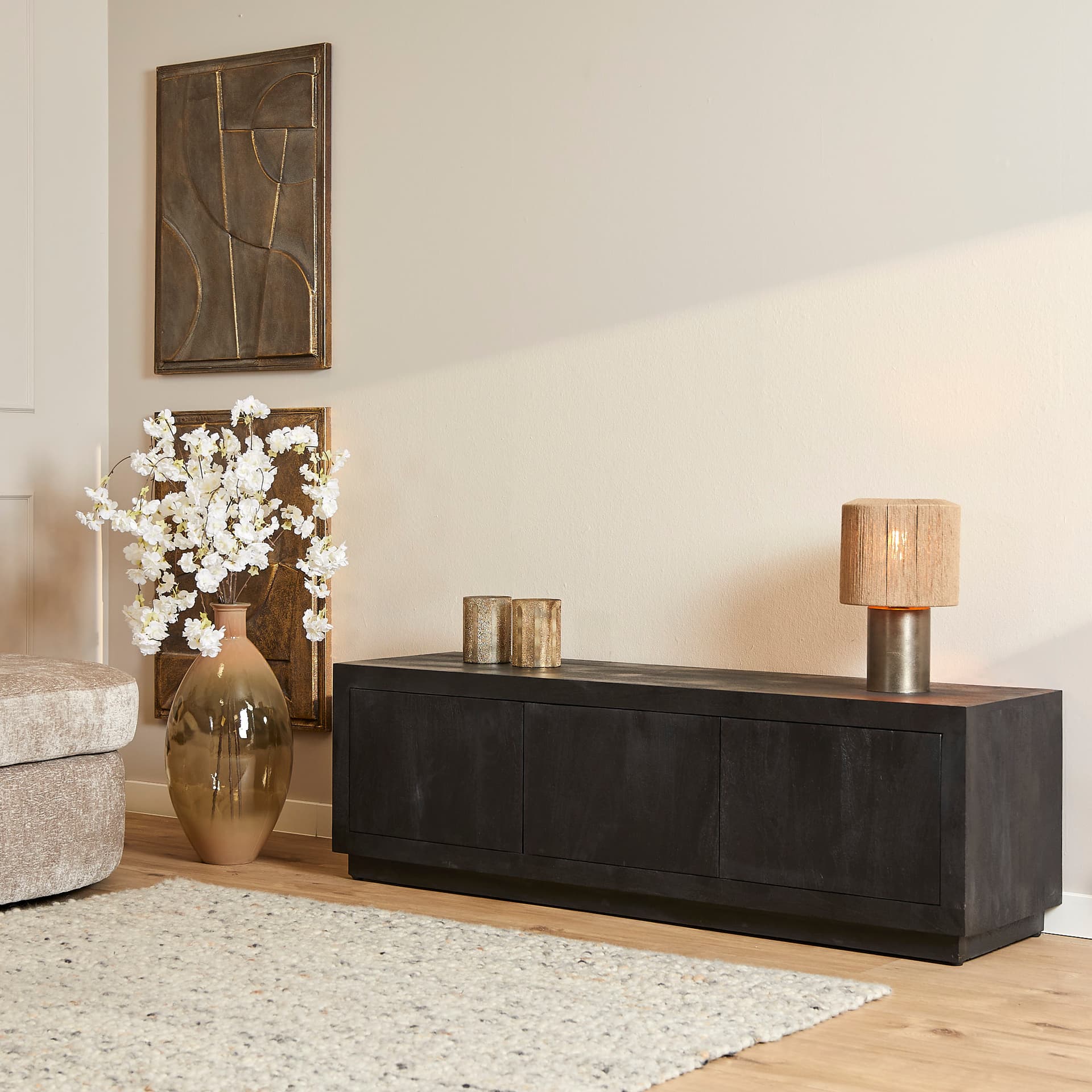 Tv meubel Brussel Zwart Mangohout 150 cm